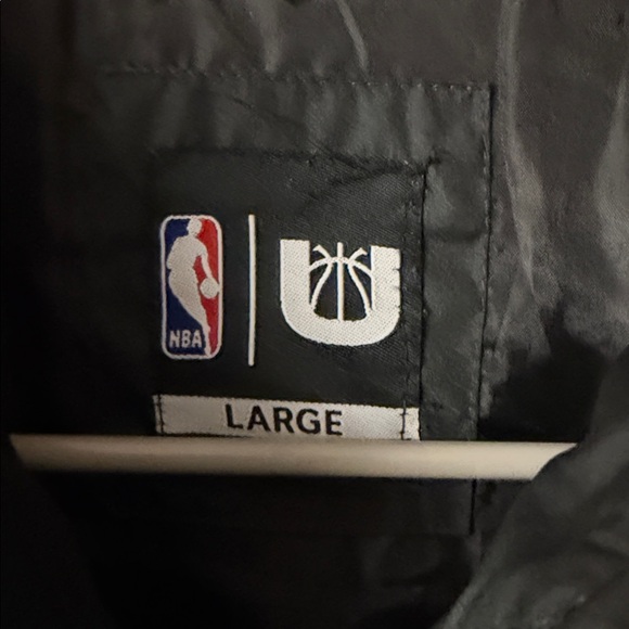 Boston Celtics Vest - Picture 3 of 4